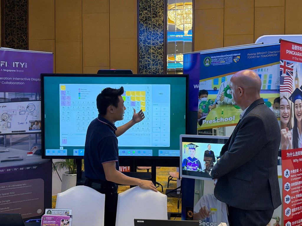 The Chiang Mai Education Fair 2025, held on Saturday, 4 October 2025, successfully brought together educators, students, and innovators to explore the future of learning. The event highlighted the transformative power of the Singapore–UK Curriculum, known worldwide for nurturing excellence, critical thinking, and global citizenship.