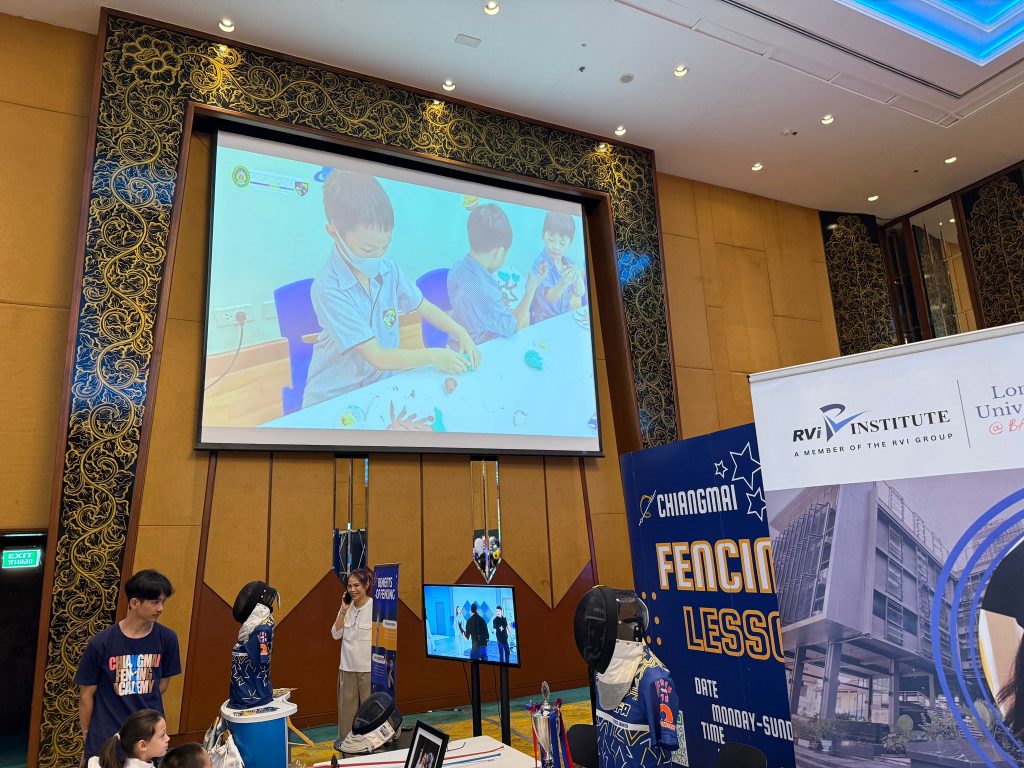 The Chiang Mai Education Fair 2025, held on Saturday, 4 October 2025, successfully brought together educators, students, and innovators to explore the future of learning. The event highlighted the transformative power of the Singapore–UK Curriculum, known worldwide for nurturing excellence, critical thinking, and global citizenship.